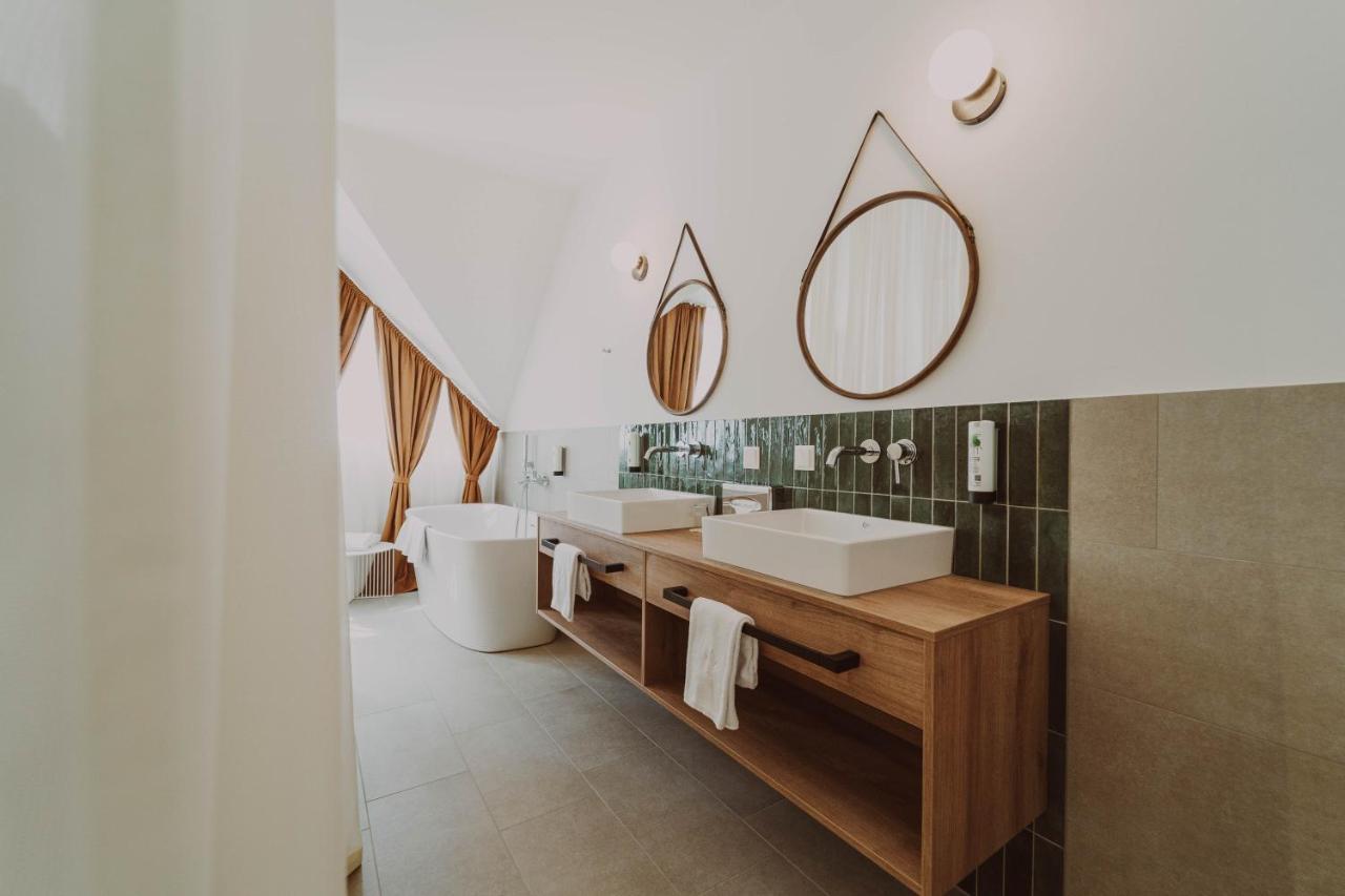 Burghotel Schlaining Stadtschlaining ภายนอก รูปภาพ